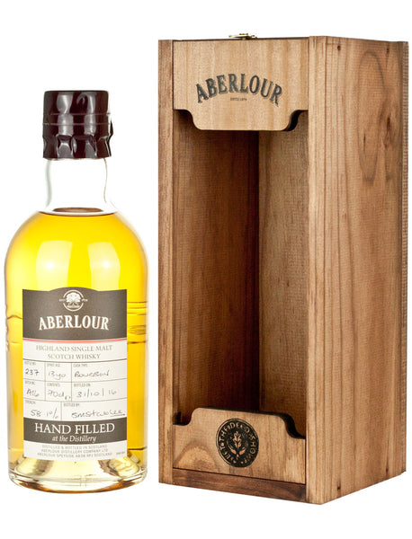 aberlour-13-year-old-hand-